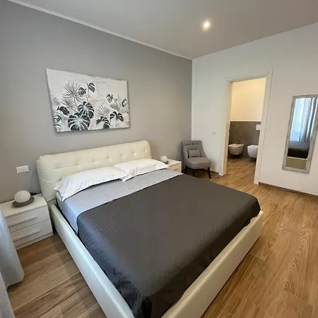 Levante Central Rooms-3